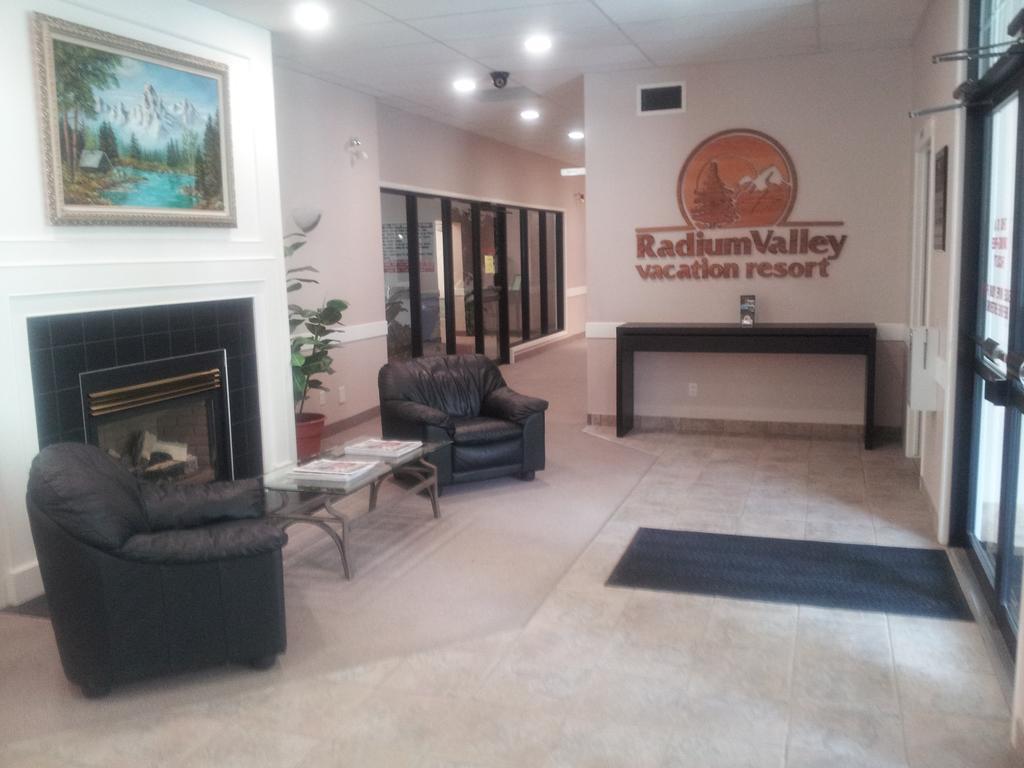 Radium Valley Vacation Resort Invermere Zewnętrze zdjęcie